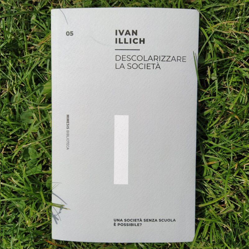 Descolarizzare la società