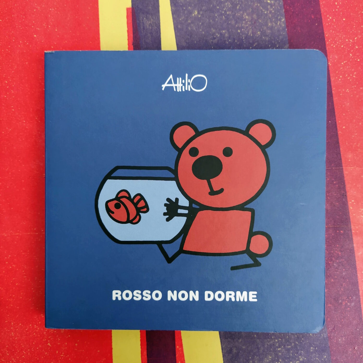 Rosso non dorme