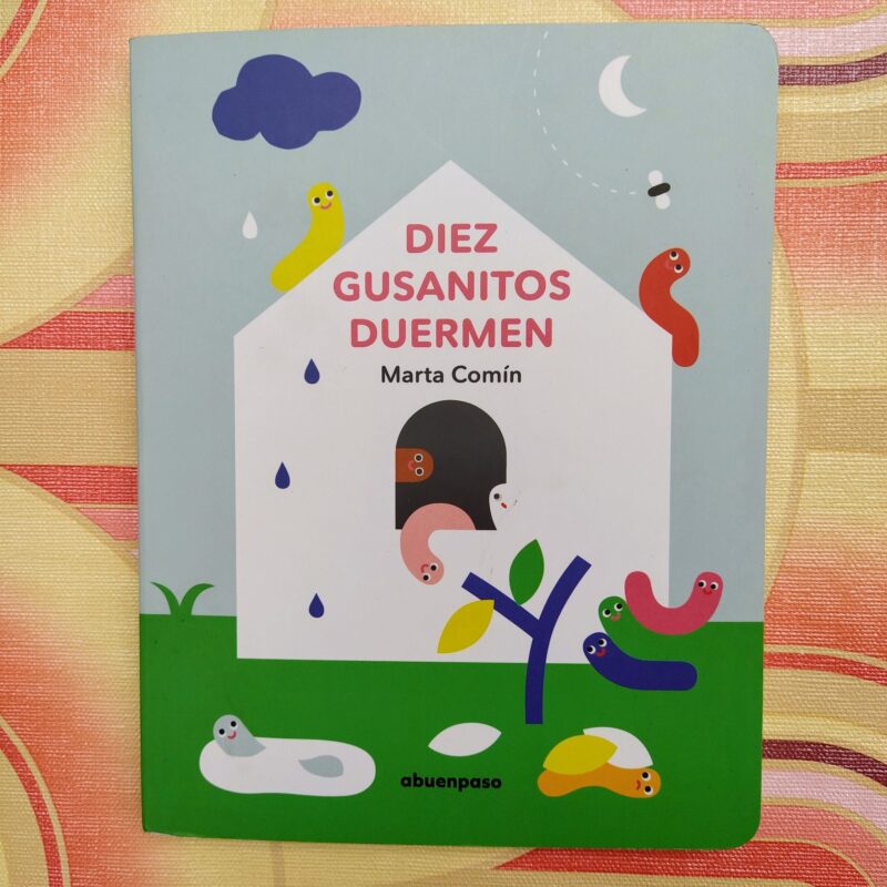 Diez gusanitos duermen