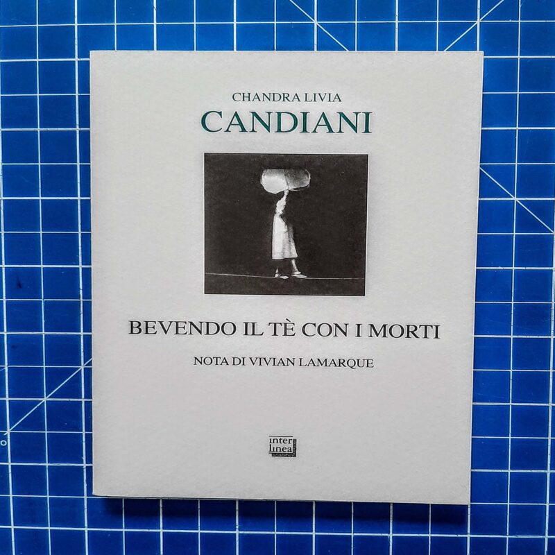 Bevendo il tè con i morti