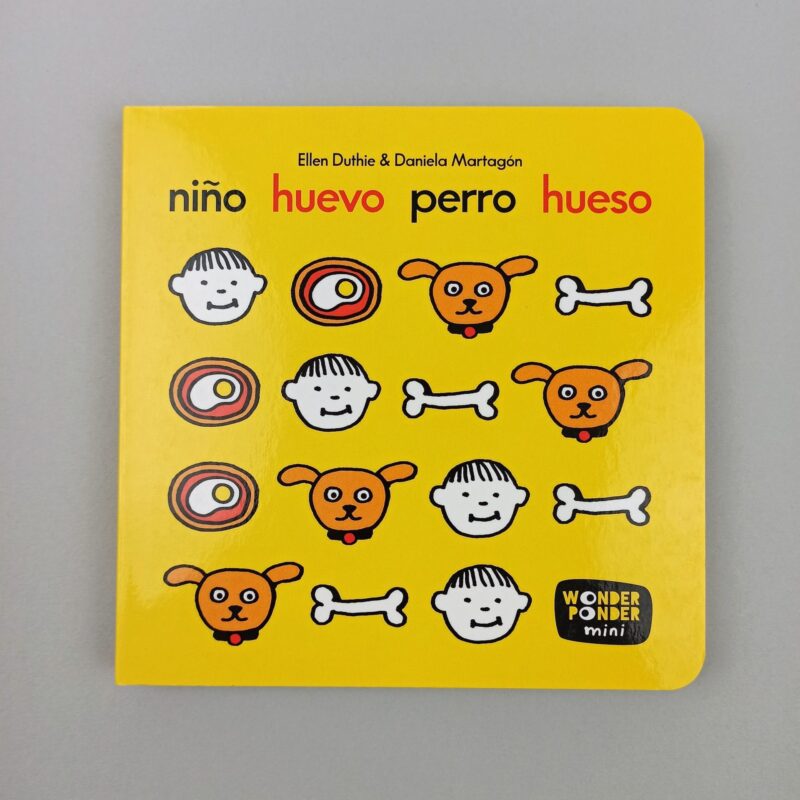 Niño, huevo, perro, hueso