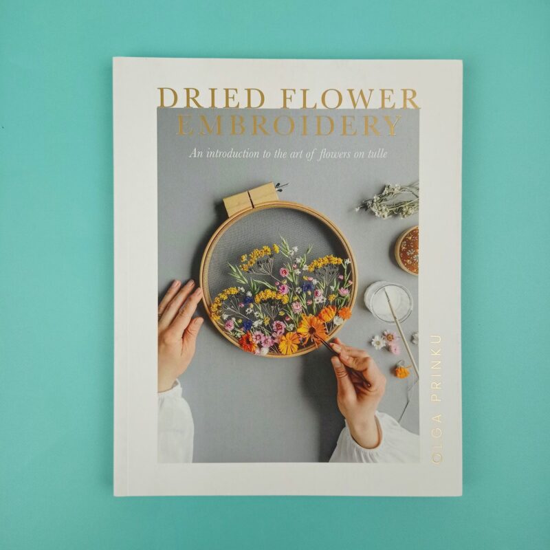 Dried flower embroidery