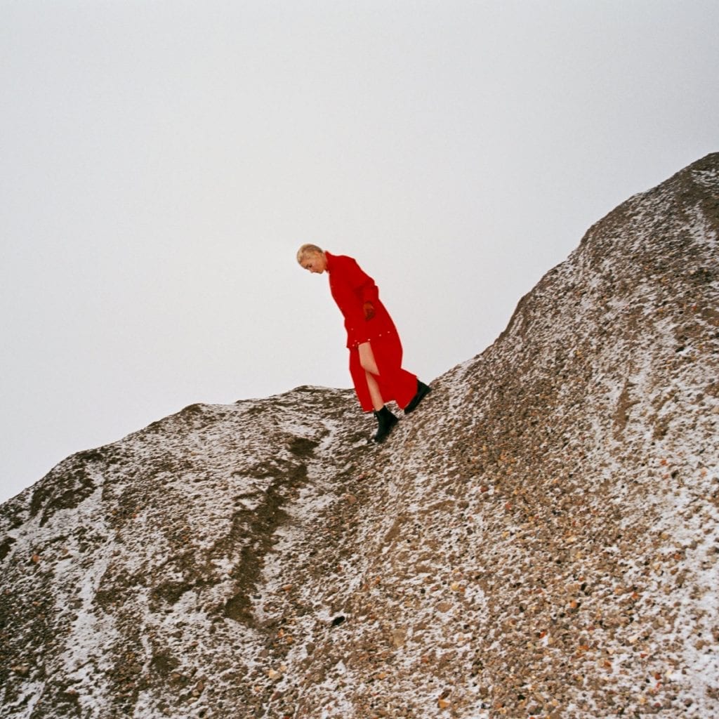 Cate Le Bon – Reward