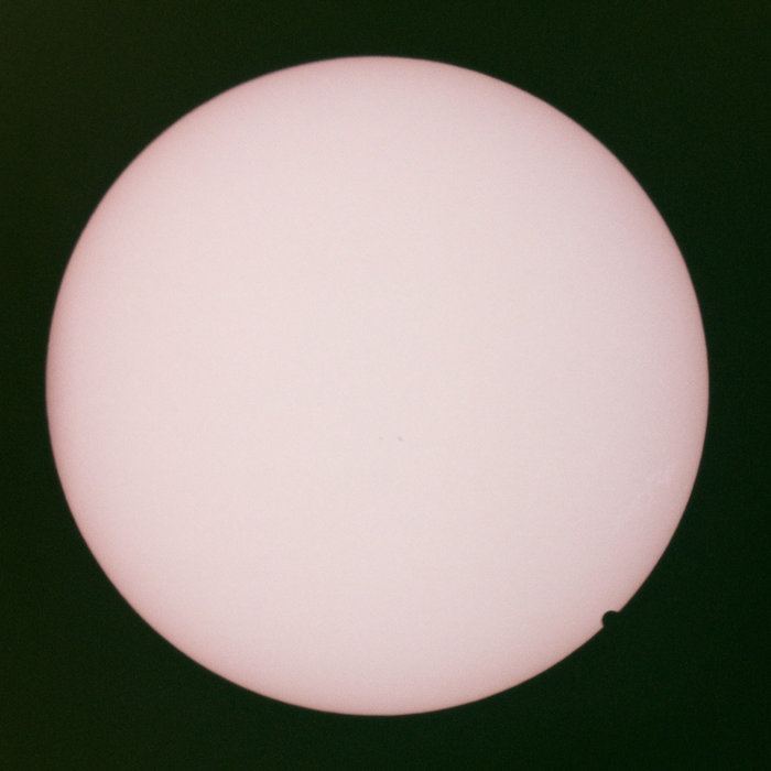 John Maus / A COLLECTION OF RARITIES AND PREVIOUSLY UNRELEASED MATERIAL