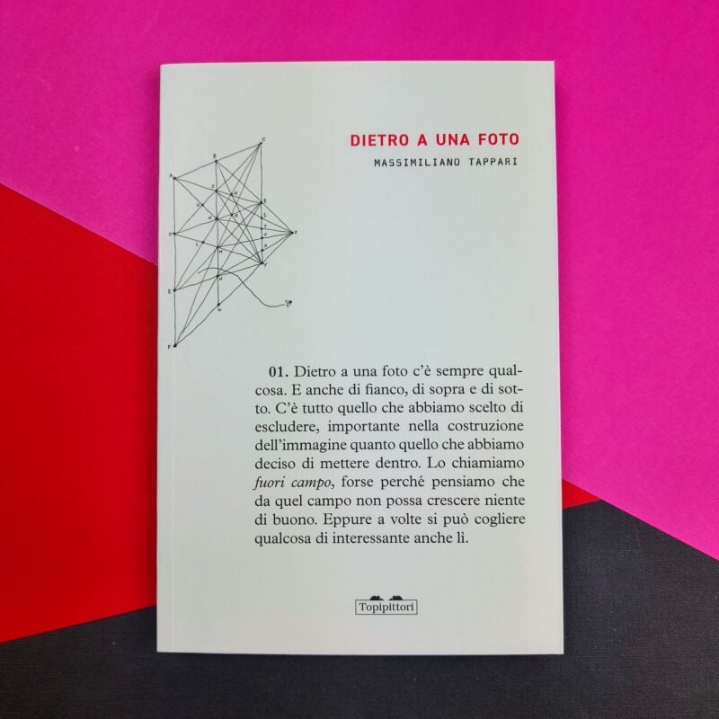 Dietro a una foto